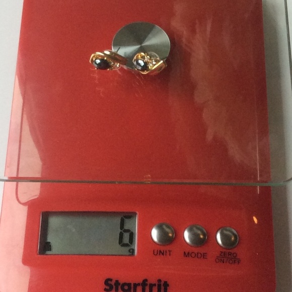 Vintage Hematite Gold Tone Crystal Peirced Earrings - Picture 2 of 7